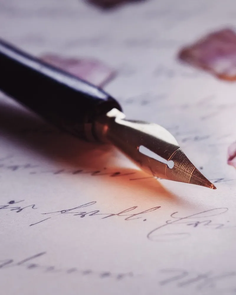 La calligraphie créole en Martinique : art graphique et identitaire